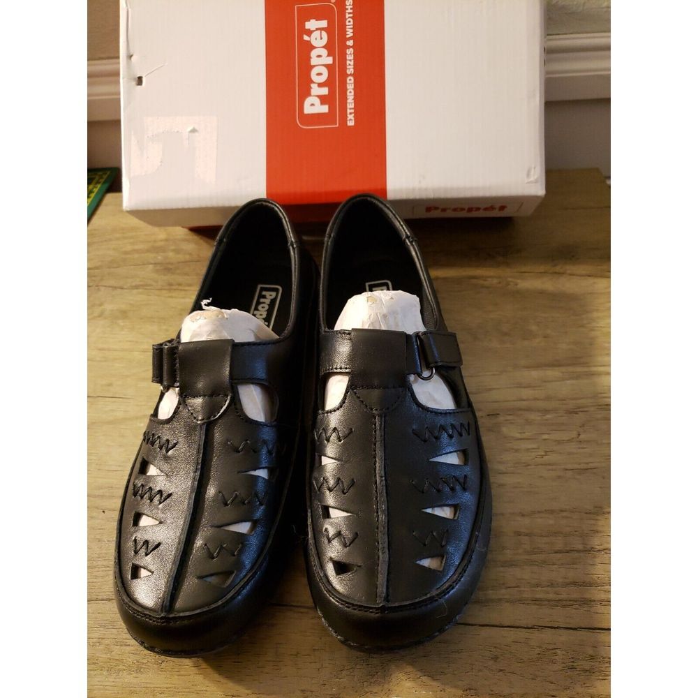 Propét Women's Clover Loafer Flat, Black leather 10 narrow US